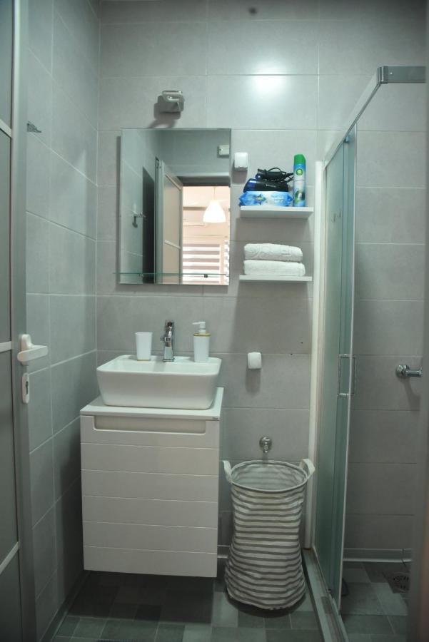 Dekart 2 Apartment Ni المظهر الخارجي الصورة